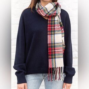 Brandy Melville Plaid Tassel Scarf - Barely Worn